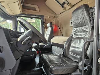 R500 V8 / MANUAL / RETARDER